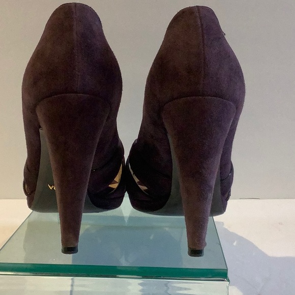Prada suede heels - Picture 3 of 12